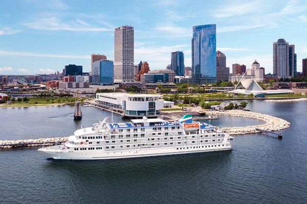 cruises on the great lakes